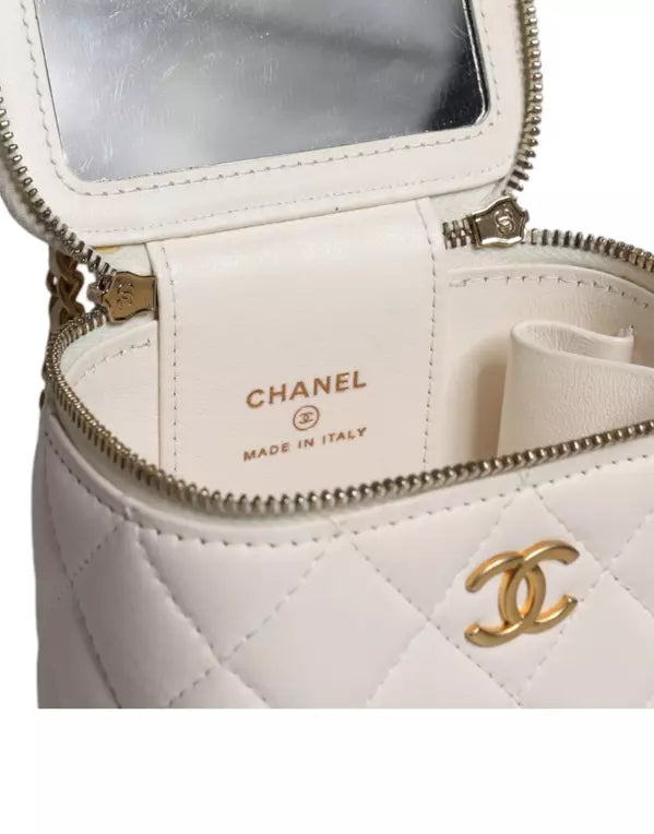 WHITE MATELASSE LAMBSKIN GOLD CHAIN SHOULDER VANITY MIRROR
