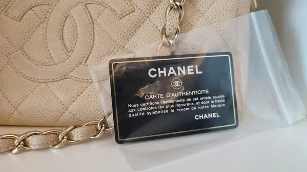 BEIGE CAVIAR DE COCO CHAIN LEATHER PURSE BAG