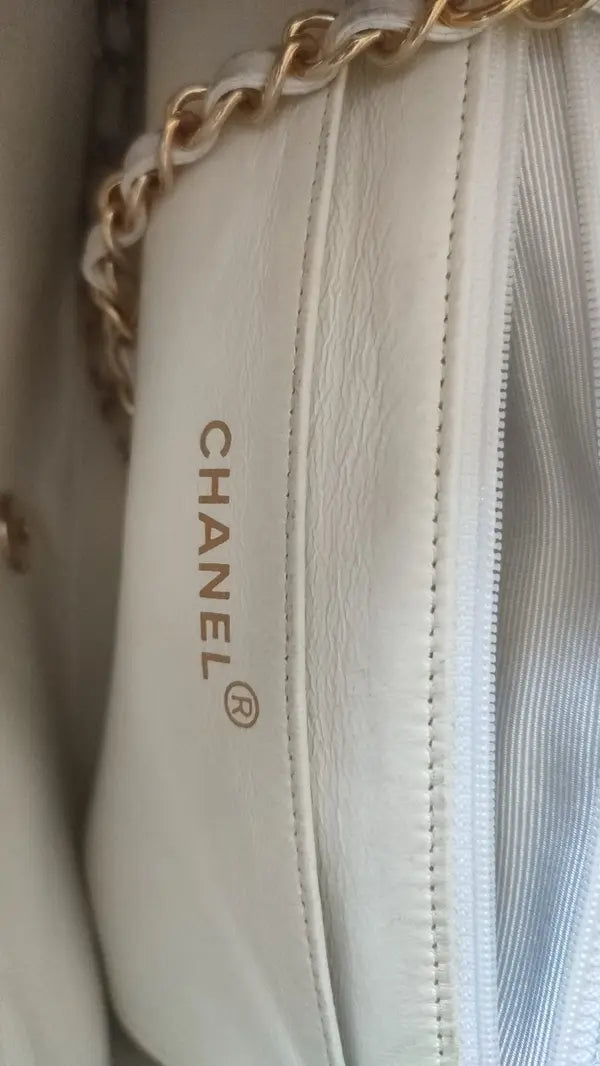 WHITE MEDIUM CLASSIC DIANA SHOULDER BAG GOLD PLATED PURSE